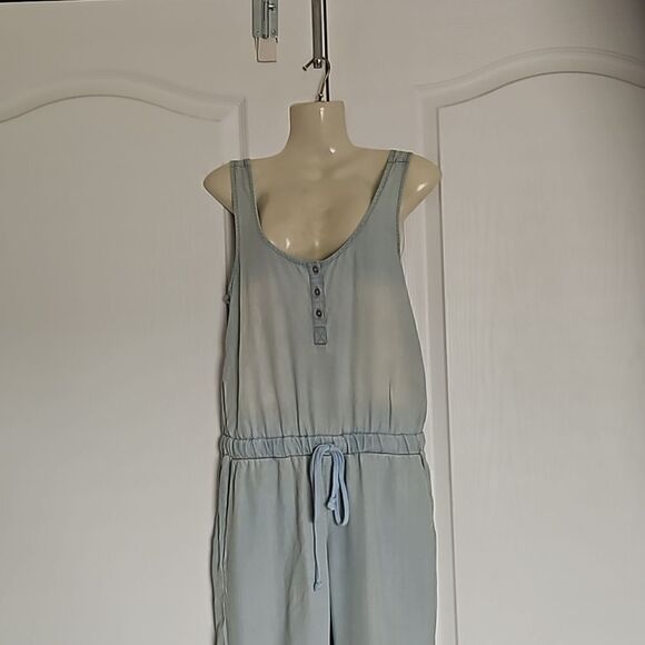 Women's Jumpsuit With Low V-Back Medium Light Blue Washed - Picture 2 of 16